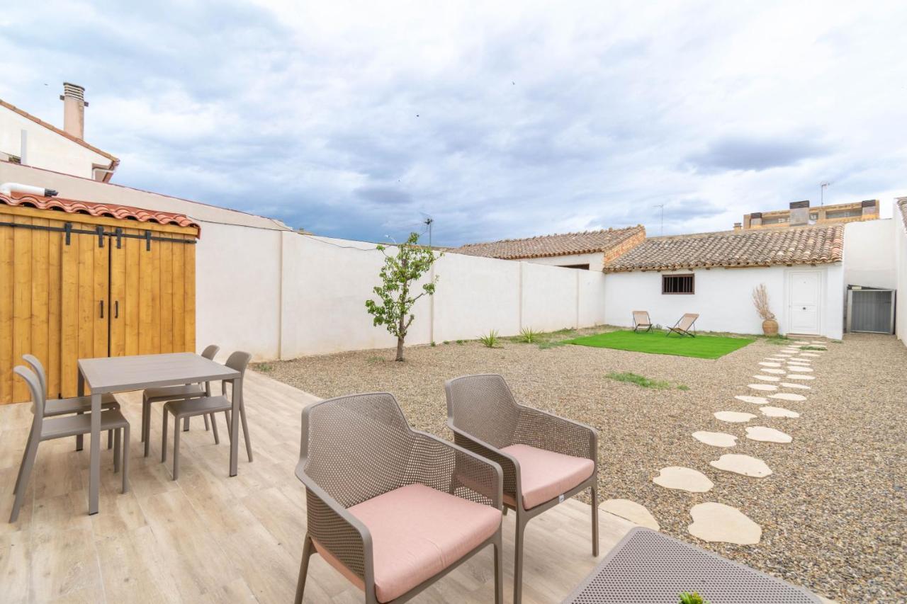 Casa Bardena Negra, Comodo Alojamiento Para Visitar Las Bardenas Y Sendaviva Fustinana ภายนอก รูปภาพ